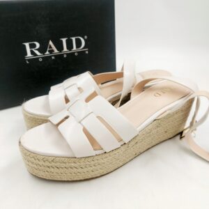 082a466fe44150bd0814c3d798d82529.jpg Białe sandały espadryle na koturnie RAID Wide R.40 RA63F