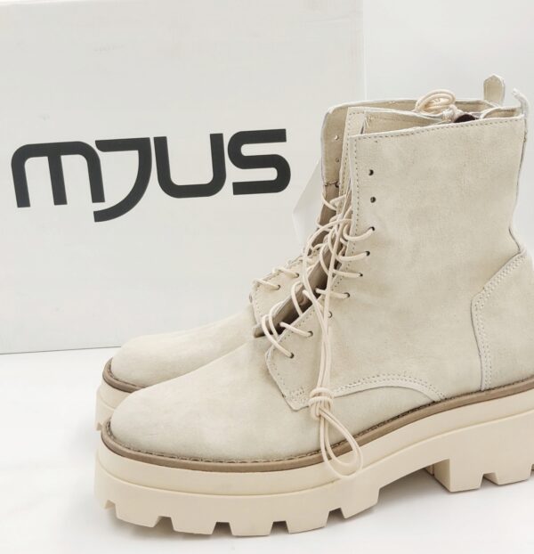 Buty ze skóry zamszowej beżowe na zamek MJUS R.41 MJ88L