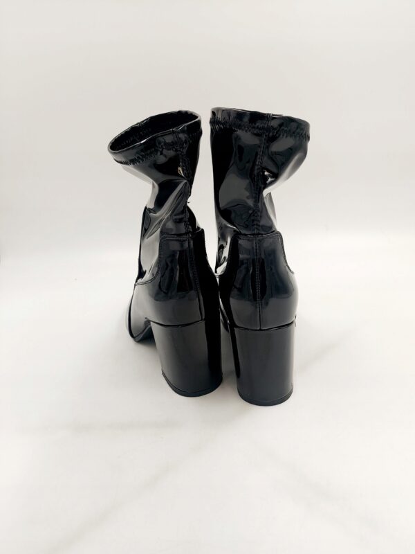 Even & odd Botki na obcasie lakier R.40 EV2s