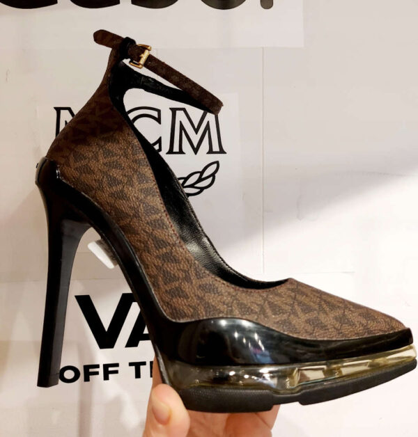 Michael Kors Czółenka na obcasie R.35,5 MI86P
