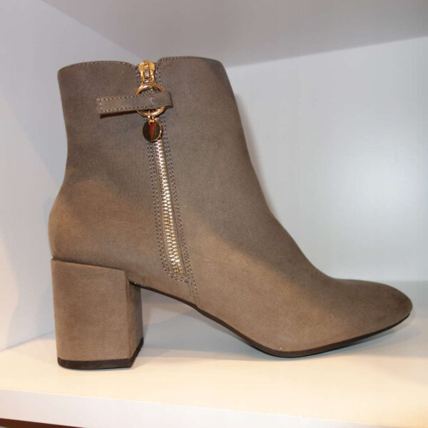 Dorothy Perkins botki na klocku R.41 DO73W