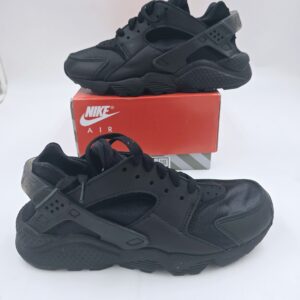 Sneakersy NIKE  Air Huarahe   buty sportowe czarne  R.37,5  NI62Q