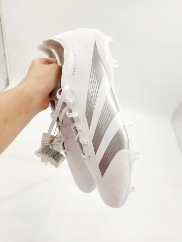 Buty piłkarskie adidas Predator LEAGUE FG R.48 AD632D