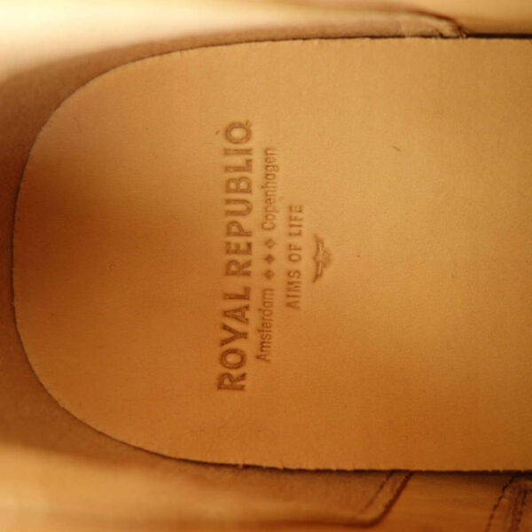 Beżowe skórzane botki Royal RepubliQ R.37 RO19B