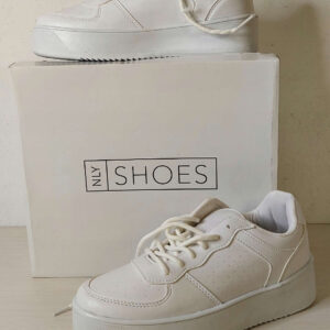4d9ad327a90b4965d2efb6dbf6981089.jpg Nly by Nelly Sneakersy na platformie R.40 NL24L
