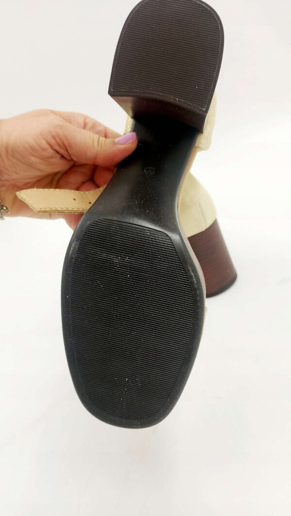 5006dbaa0f6bc5c034254fce6121483d.jpg Bullboxer Chodaki Sandały na klocku R.42 BU73S