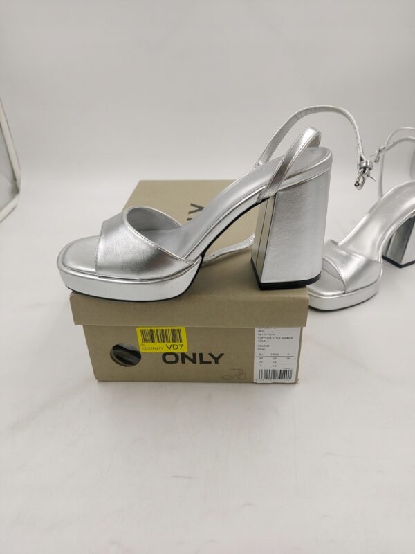 Damskie sandały na obcasie srebrne ONLY R.39 ON83D