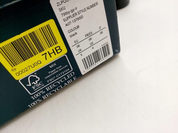 Półbuty lakierowane czarne UNISEX PIER ONE R.38 PI81E