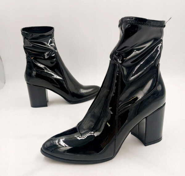 Even & odd Botki na obcasie lakier R.40 EV2s