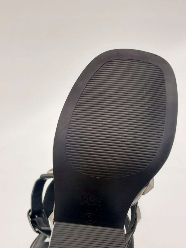 86d767b716ba3678fdd6c06a0dfe3fe1.jpg Marks & Spencer Sandały na obcasie czarne R.35,5 MS6S