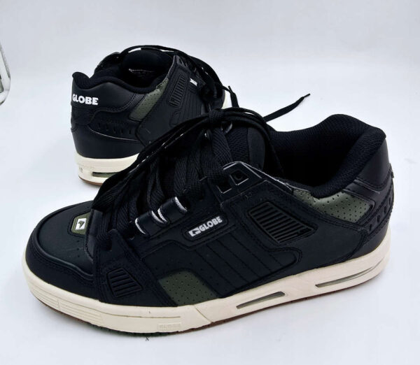 Buty męskie skórzane Globe SABRE sneakersy niskie R.41 GLO99F