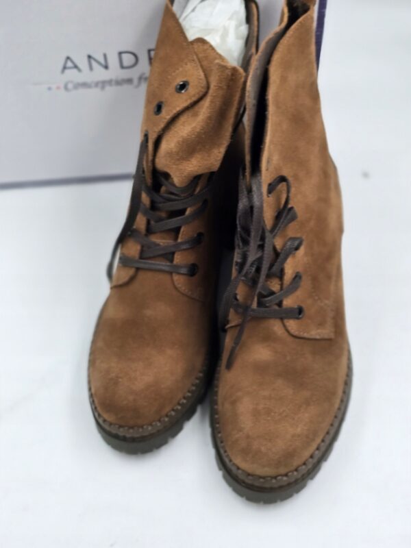 Damskie botki zamszowe brązowe wiązane ANDRE R.41 AN73R