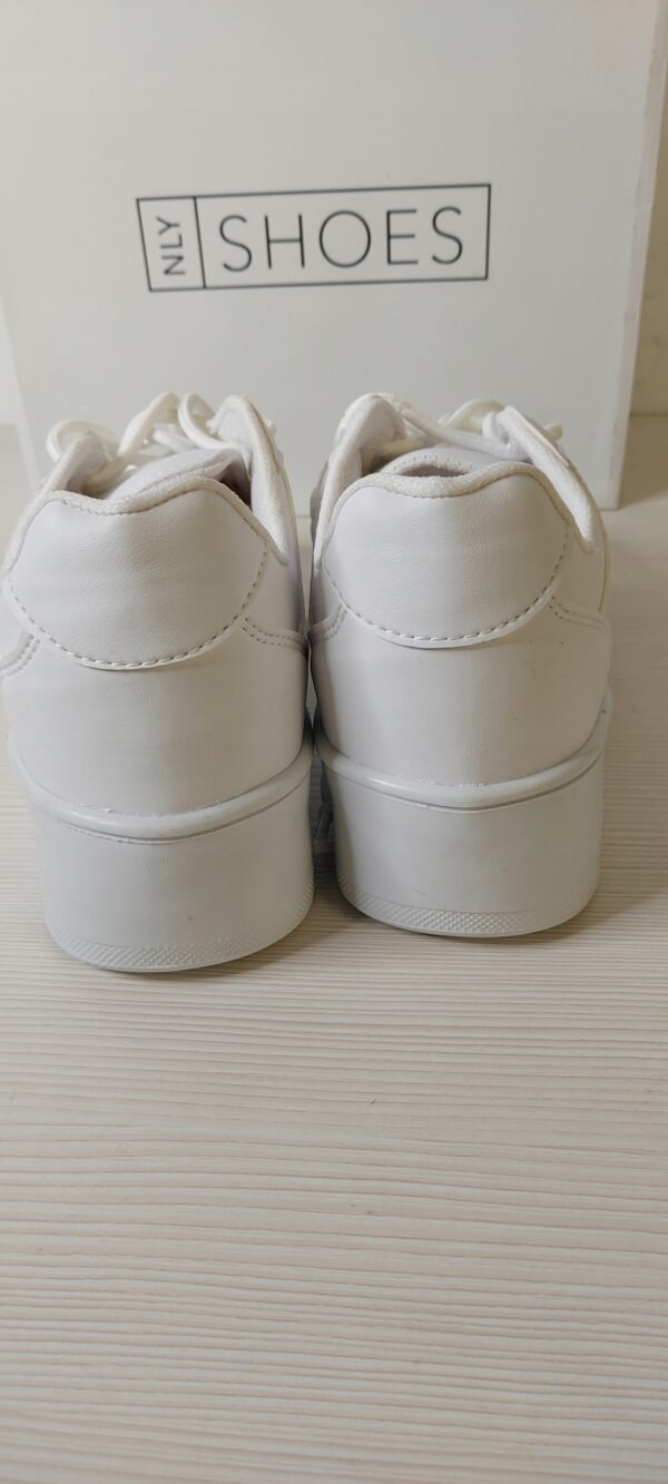Nly by Nelly Sneakersy na platformie R.40 NL24L