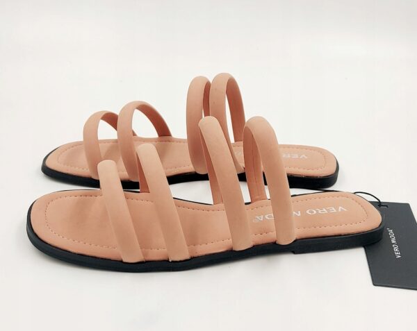 966ce21130dc66d4ec310794a7b34d99.jpg Vero moda damskie klapki wsuwane R.36 VE15M