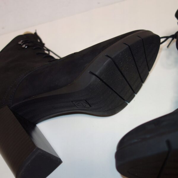 Tamaris sztyblety skórzane na obcasie R.40 TA62W