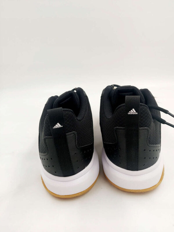 Męskie buty sportowe Adidas Ligra 7 M R.41,5   LI84E