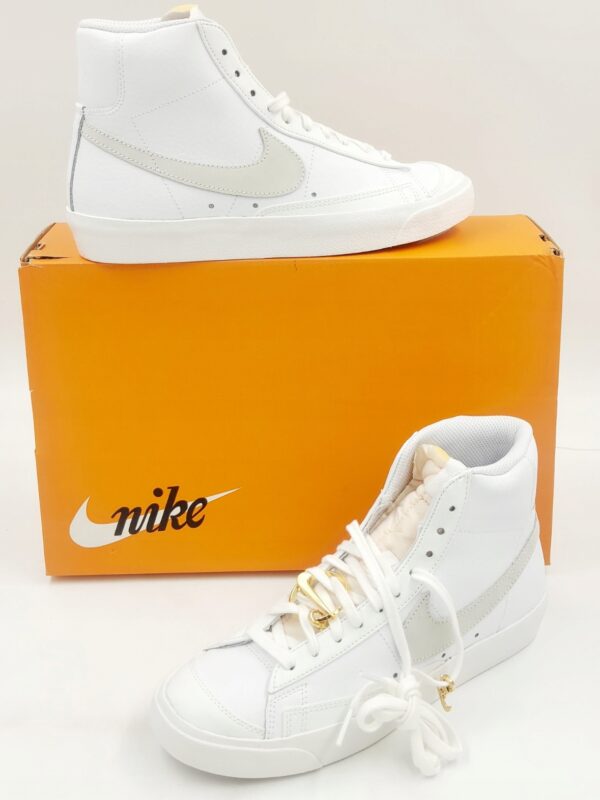 Obuwie sportowe NIKE BLAZER MID 77 R.38 NI10h