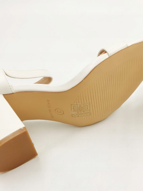 Damskie sandały na obcasie Raid białe R.36 RA33S