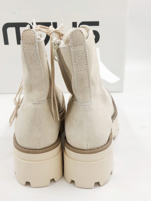 Buty ze skóry zamszowej beżowe na zamek MJUS R.41 MJ88L