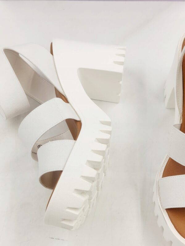 Steve Madden girl Sohoo sandały na obcasie białe R.37 ST52S