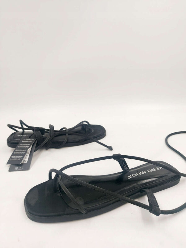 Vero moda damskie sandały wiązane R.37 VE22C