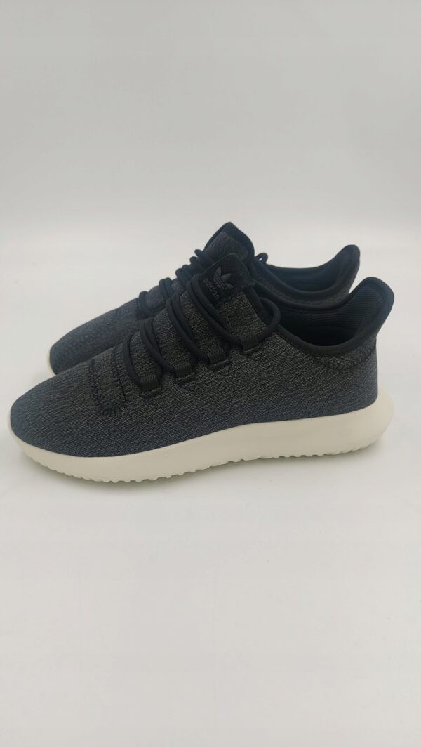 Buty ADIDAS TUBULAR SHADOW R.37,5 AD31L