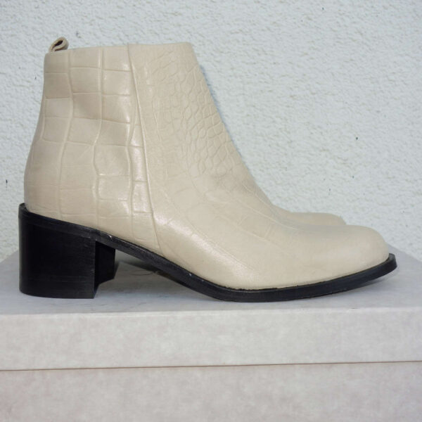 Beżowe skórzane botki Royal RepubliQ R.37 RO19B