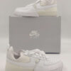 Buty sportowe Nike AIR FORCE 1 REACT UNISEX R.38 NI6S