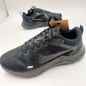 bbcac0124660de67eb07b755d50a5cd6.jpg Buty do biegania Nike Downshifter R.37,5 NI8S