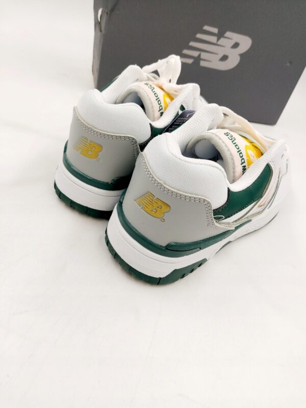 Buty sporowe skórzane unisex New Balance 550 R. 40,5 NE35G