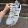Sneakersy ze skóry białe GUESS na platformie UNISEX R.42 GU32Q