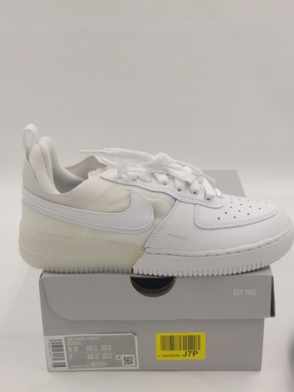 Buty sportowe Nike AIR FORCE 1 REACT UNISEX R.38 NI6S