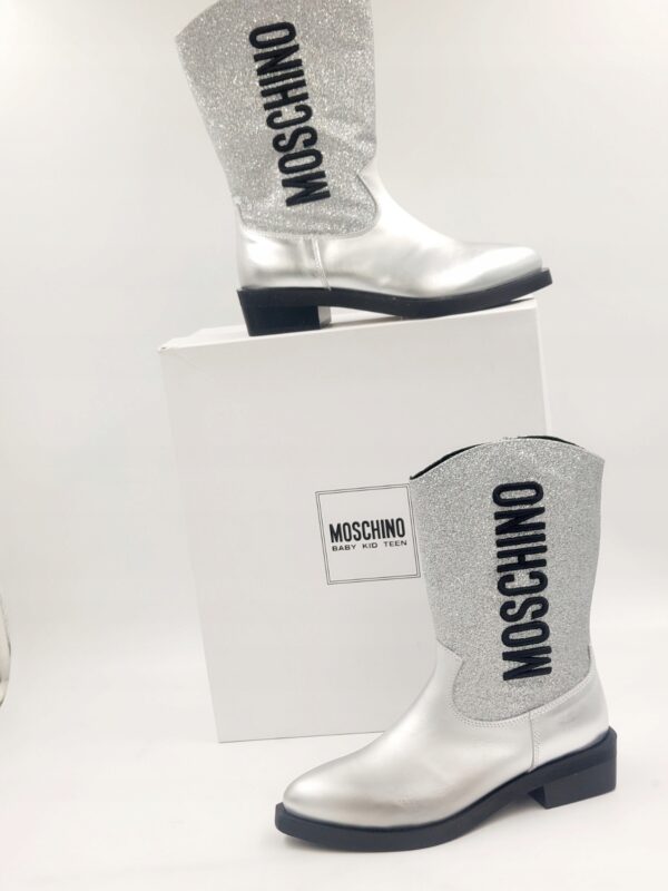 Kozaki srebrne błyszczące MOSCHINO R.35 MO8S