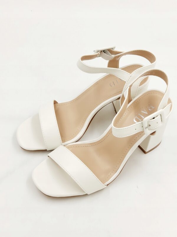 Damskie sandały na obcasie Raid białe R.36 RA33S