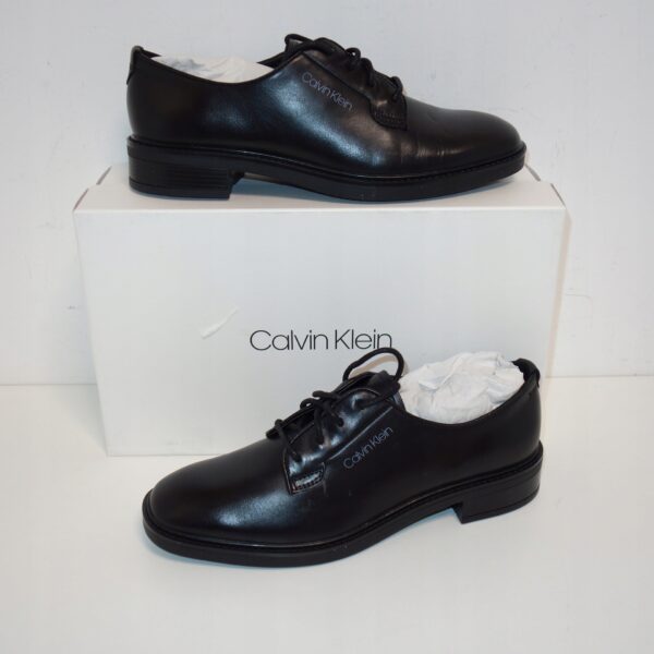 Calvin Klein Farasha półbuty skórzane R.36 CA5N