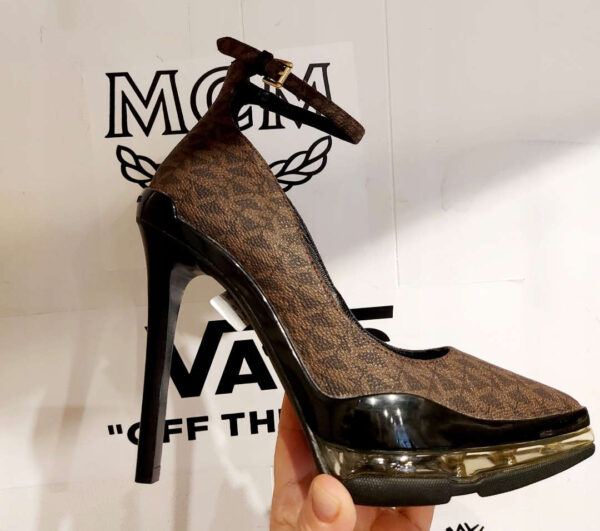 Michael Kors Czółenka na obcasie R.35,5 MI86P