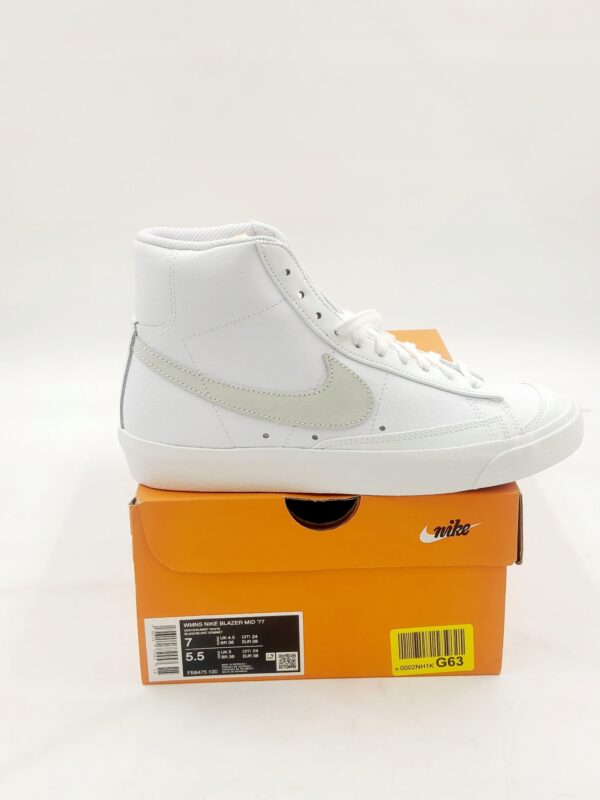 Obuwie sportowe NIKE BLAZER MID 77 R.38 NI10h