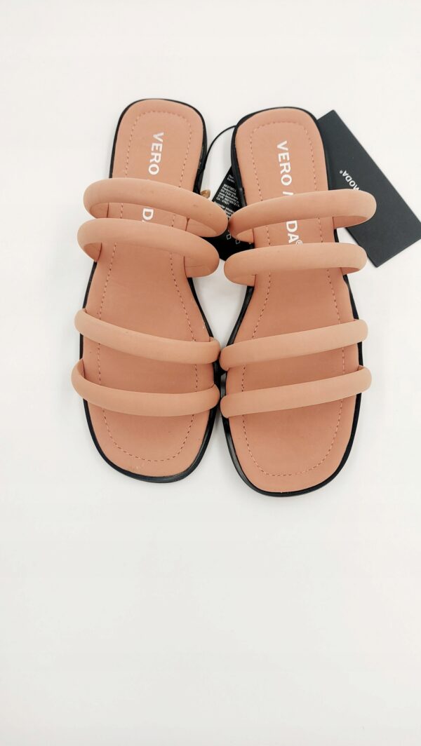 e9ab5b407a0449e047e1819a1a35cb57.jpg Vero moda damskie klapki wsuwane R.36 VE15M