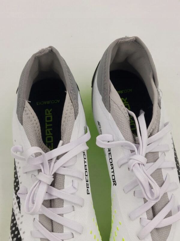 adidas Buty piłkarskie korki męskie Predator ACCURACY 3 FG R.43 1/3 AD55