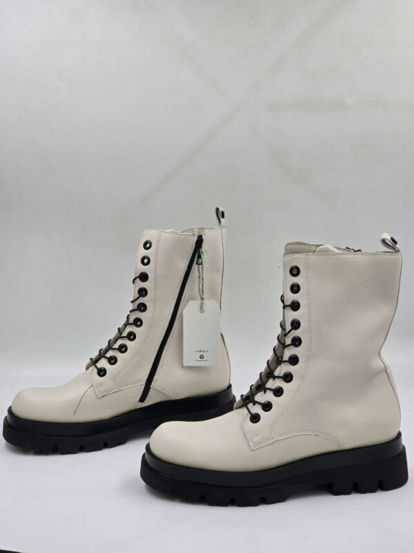 Damskie buty botki ze skóry naturalnej białe MJUS R.40 MJ12W