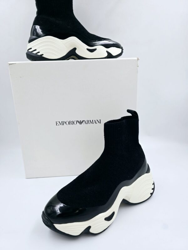 Emporio Armani  Sneakersy wysokie czarne  R.39  EM84T