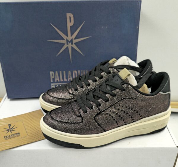 Sneakersy niskie skórzane Palladium  metaliczne szare  R.36 PA92D