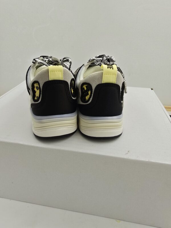 Damskie sneakersy skórzane na platformie  SANDRO R.36 SA23D