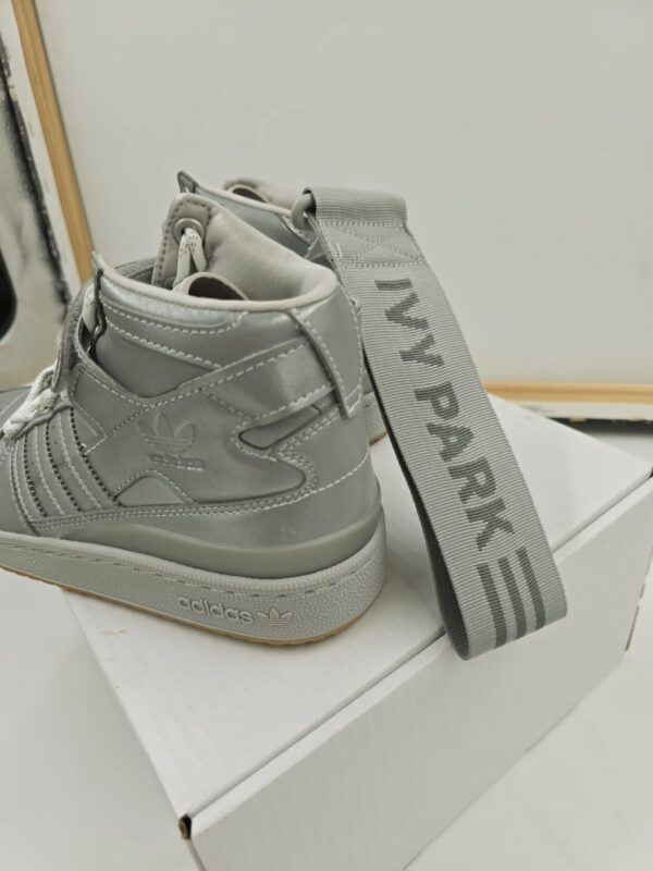 Buty damskie Adidas Originals  Ivy Park sneakersy wysokie R.38 AD23R