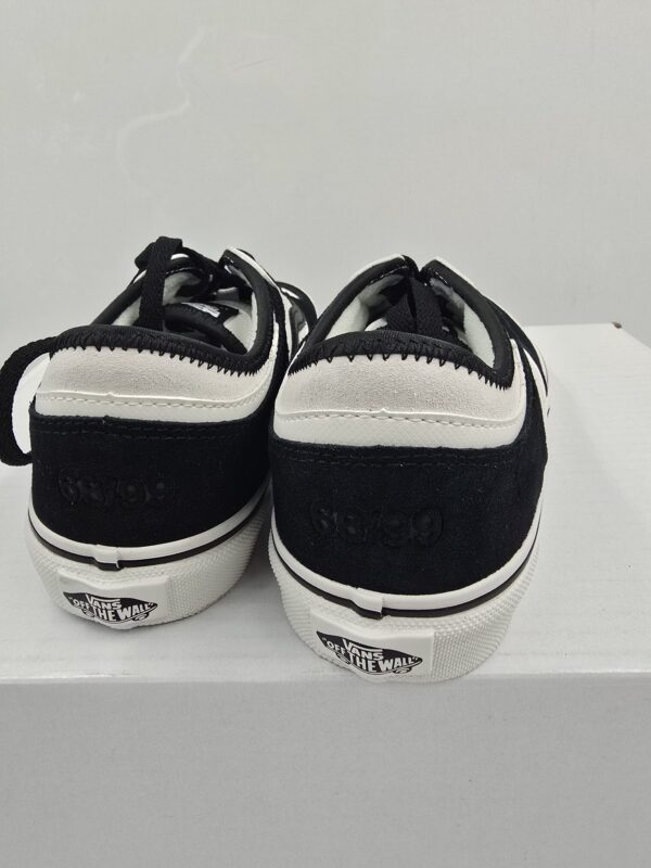 Buty skórzane  trampki  VANS Rowley Classic  zamszowe unisex  R.36,5  VA21W