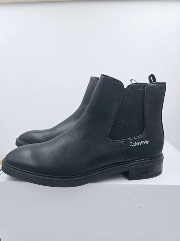 Sztyblety  Calvin Klein czarne botki wsuwane  R.39  CA12L