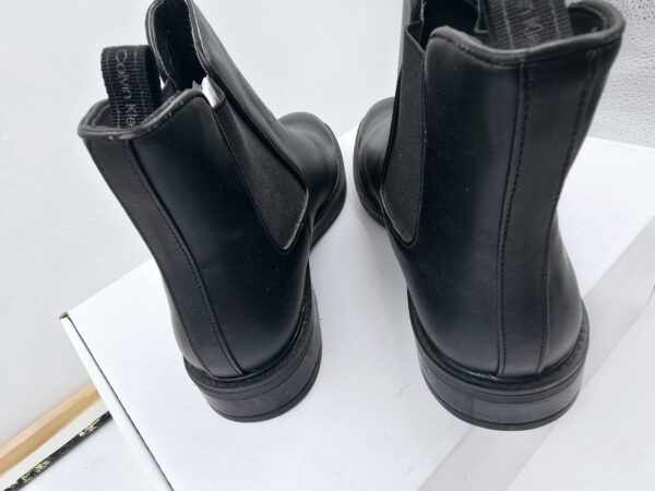 Sztyblety  Calvin Klein czarne botki wsuwane  R.39  CA12L