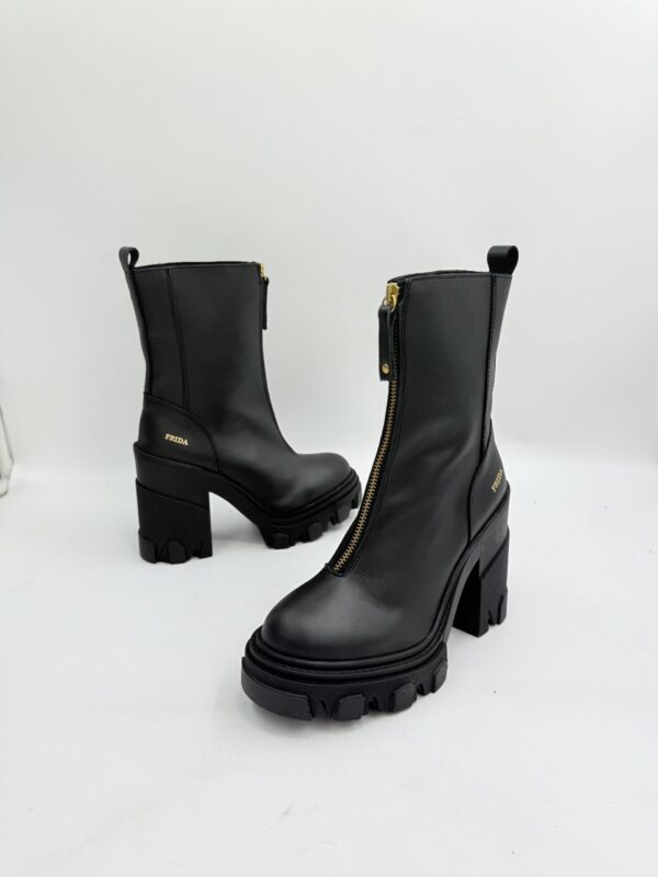 Buty Frida SCHOTT & botki na masywnym słupku R.39 FR63G